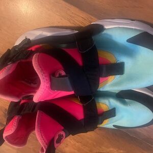 Nike Air Huarache city multicolor men’s size 13